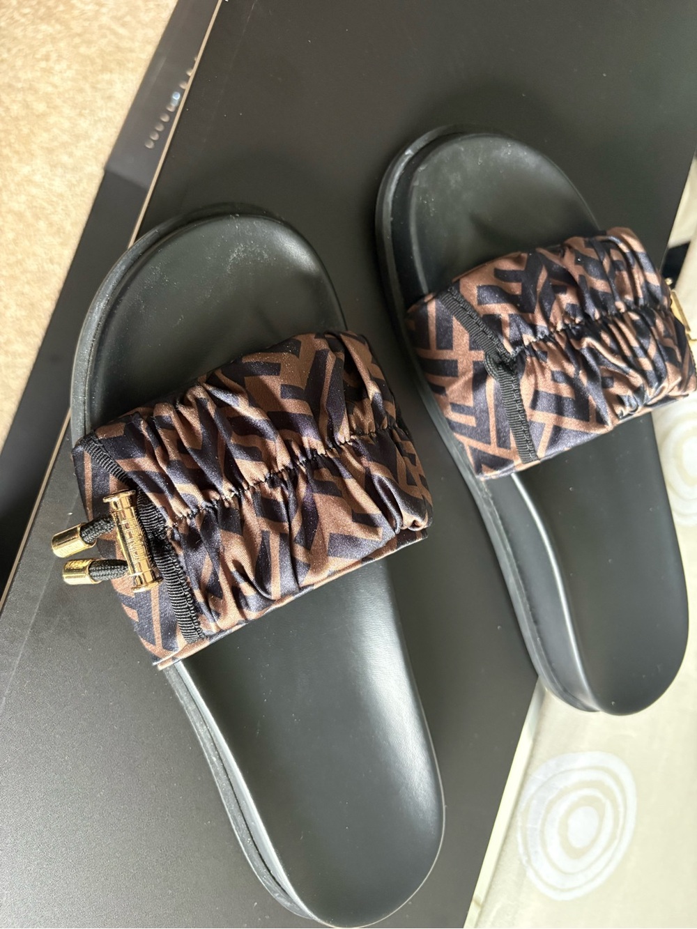 Fendi slides